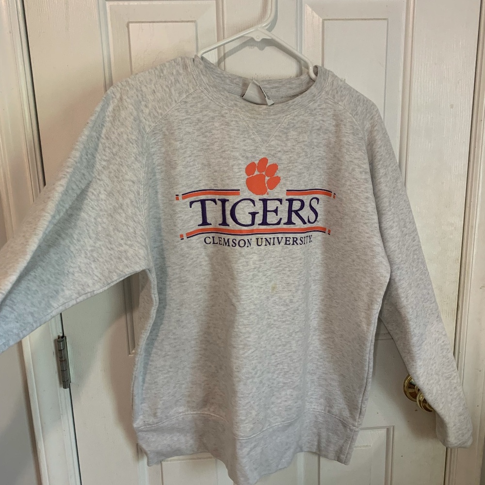 Clemson sweatshirt (5 for $15)
